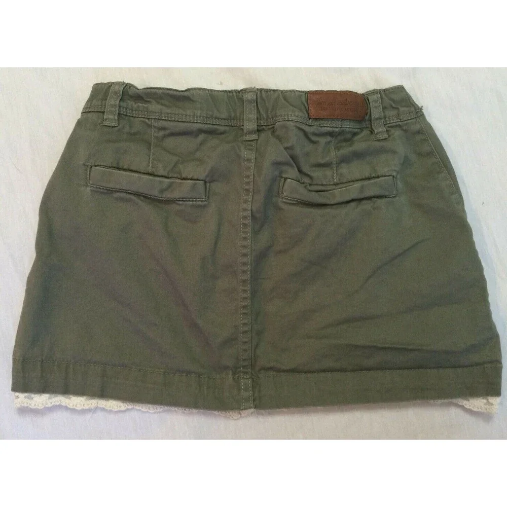 H&M GIRLS SKIRT SIZE 10-11YEARS